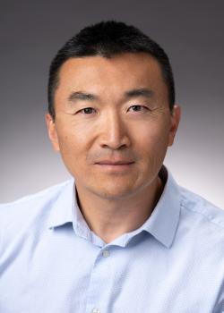 Photo of Chief Investment Officer Jay Kwon.